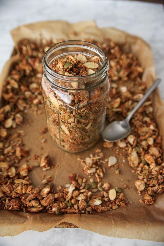 Nutty-Granola-by-Dips-&-Spreads-600g-----